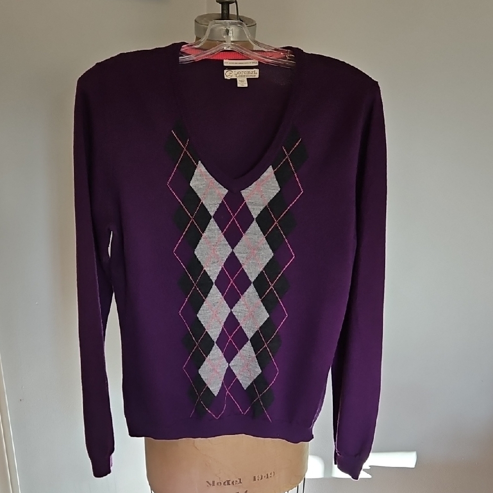 Lorenzi Colleziine Purple Argyle V-Neck Sweater